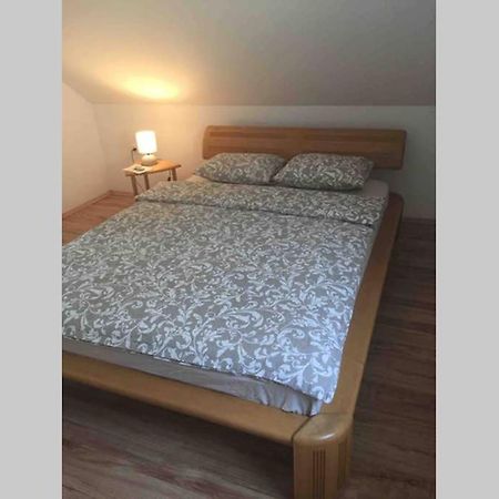 HAUS mit 3 Schlafzimmer und Garten Amstetten Exterior foto
